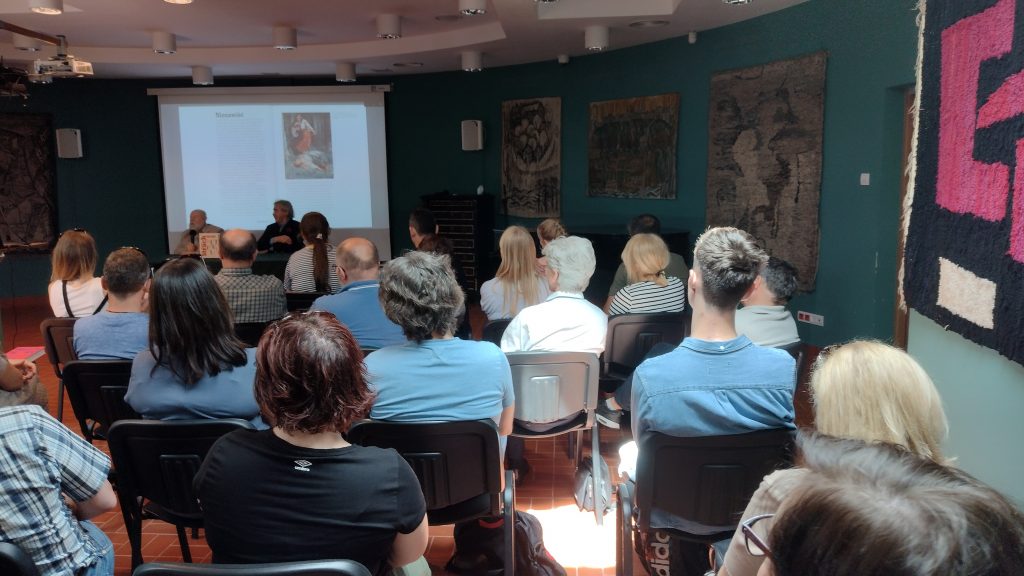 Spotkanie z profesorem Jerzym Bralczykiem poświęcone jego najnowszej książce „Strach się bać”.